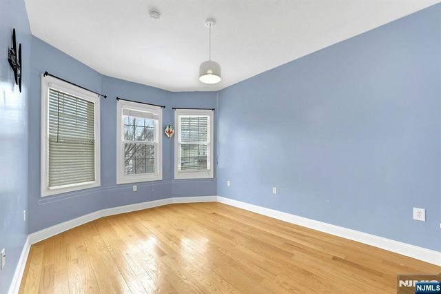 53 Oakwood Avenue, Kearny, NJ 07032