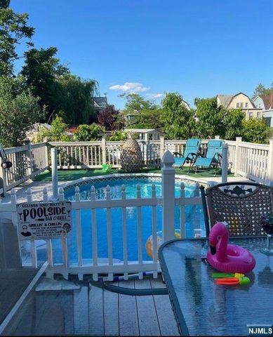 53 Oakwood Avenue, Kearny, NJ 07032