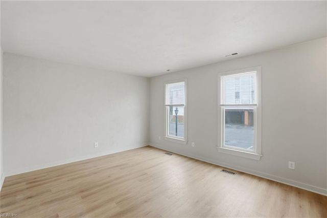 318 Washington St Apt C, Portsmouth, VA 23704