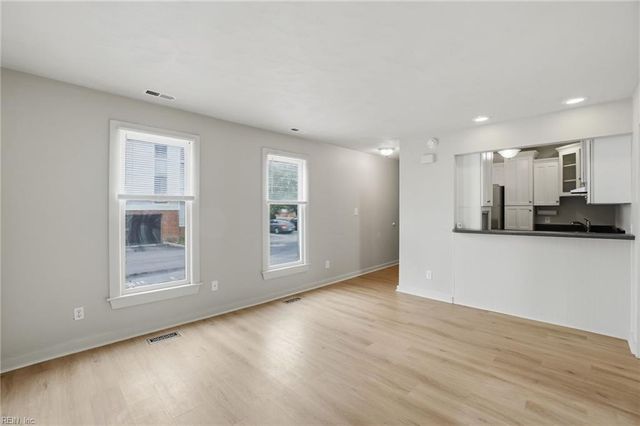 318 Washington St Apt C, Portsmouth, VA 23704