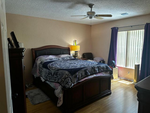 4140 Pine Hollow Circle, Greenacres, FL 33463