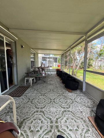 4140 Pine Hollow Circle, Greenacres, FL 33463