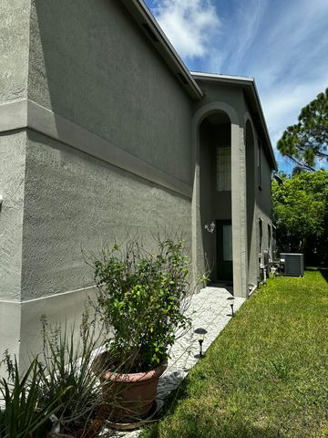 4140 Pine Hollow Circle, Greenacres, FL 33463