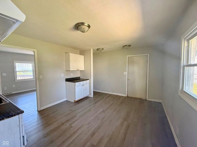 1902 Edgemont Way, Anderson, IN 46011