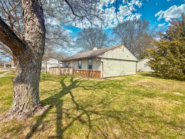 1902 Edgemont Way, Anderson, IN 46011