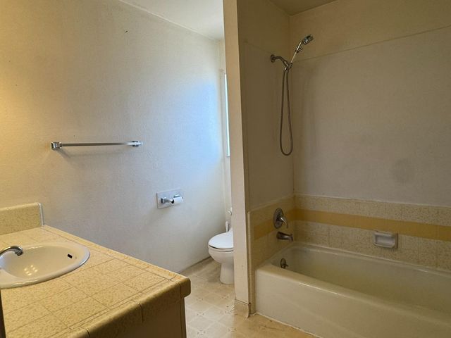 2300 Drew Ave, Turlock, CA 95382