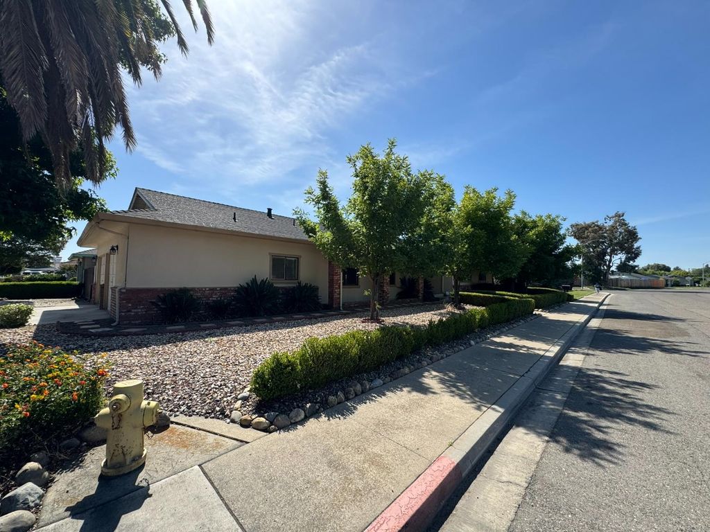 2300 Drew Ave, Turlock, CA 95382