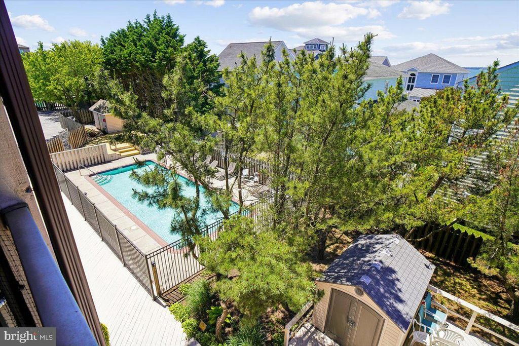 Image 14 of property listing at 204 33RD ST #30302, Ocean City, MD 21842