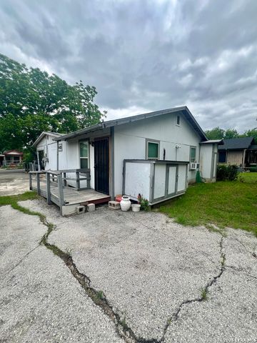 1315 Brighton, San Antonio, TX 78211
