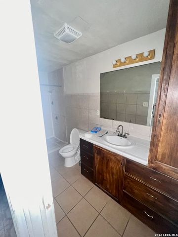 1315 Brighton, San Antonio, TX 78211