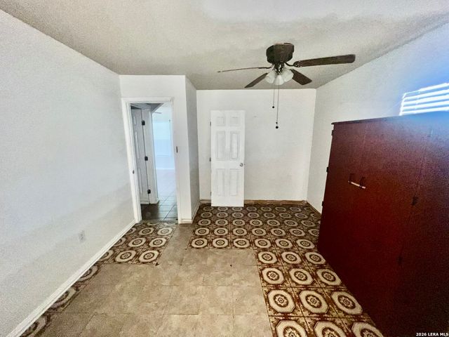 1315 Brighton, San Antonio, TX 78211