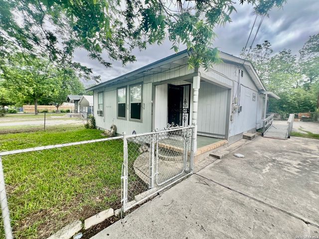 1315 Brighton, San Antonio, TX 78211