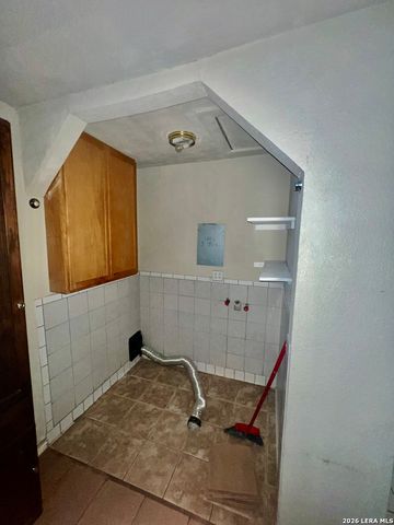 1315 Brighton, San Antonio, TX 78211
