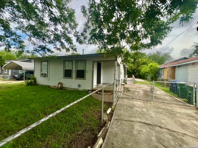 1315 Brighton, San Antonio, TX 78211