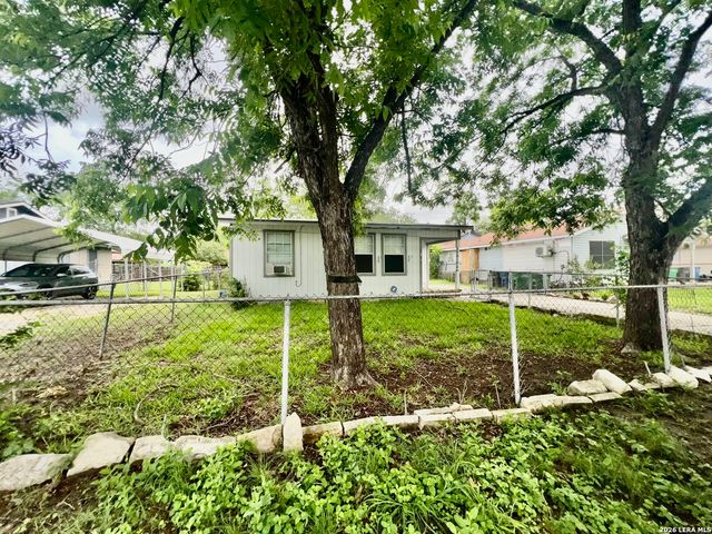 1315 Brighton, San Antonio, TX 78211