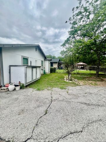 1315 Brighton, San Antonio, TX 78211