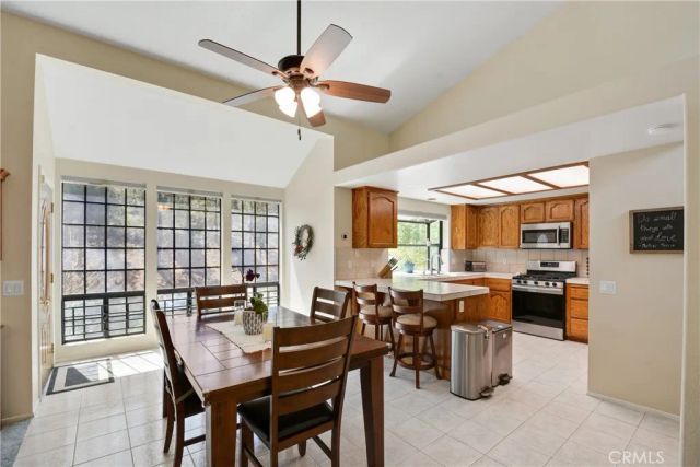 1880 Blackbird Rd., Wrightwood, CA 92397