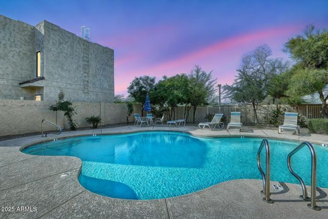 15818 N 25TH Street 126, Phoenix, AZ 85032