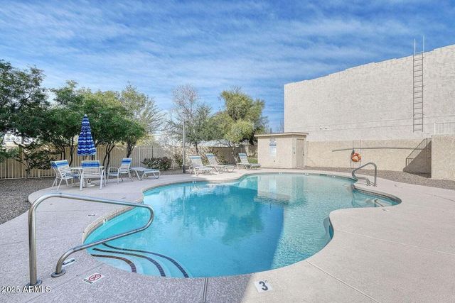 15818 N 25TH Street 126, Phoenix, AZ 85032