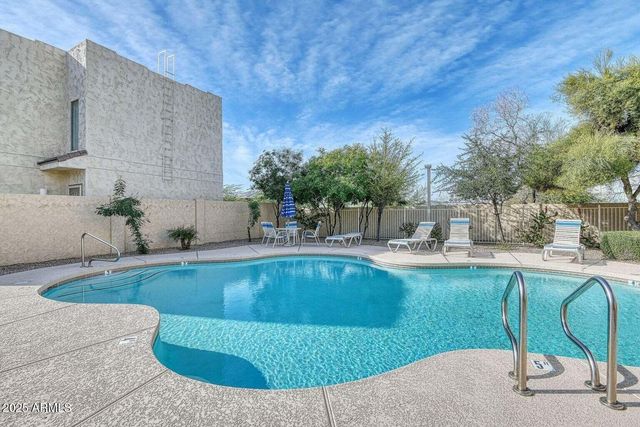 15818 N 25TH Street 126, Phoenix, AZ 85032