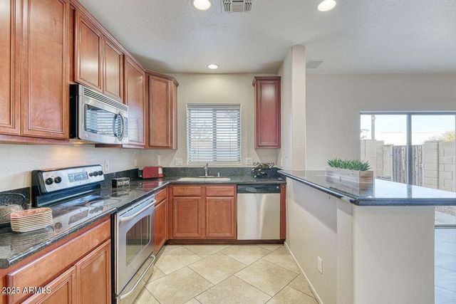 15818 N 25TH Street 126, Phoenix, AZ 85032