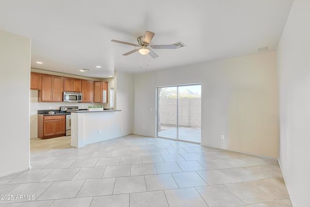 15818 N 25TH Street 126, Phoenix, AZ 85032