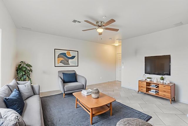 15818 N 25TH Street 126, Phoenix, AZ 85032