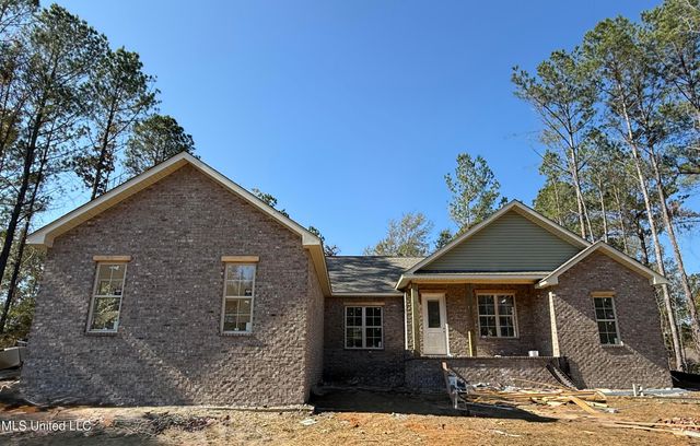 21 Fall Branch, Sumrall, MS 39482