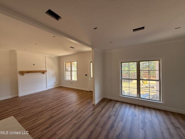 21 Fall Branch, Sumrall, MS 39482