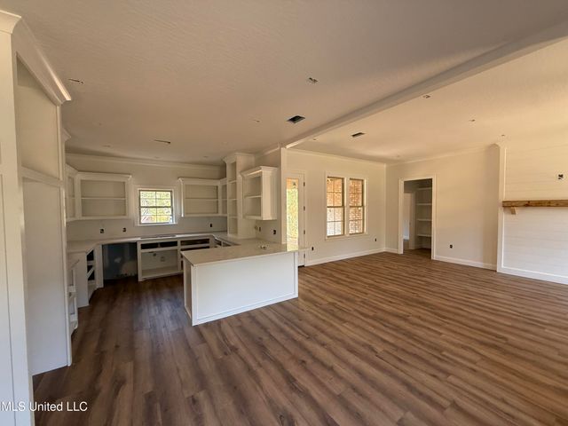 21 Fall Branch, Sumrall, MS 39482