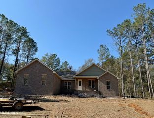 21 Fall Branch, Sumrall, MS 39482