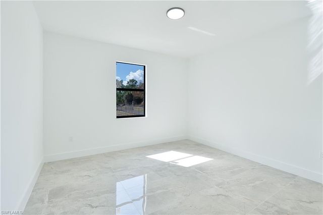 4188 18th AVE NE, Naples, FL 34120