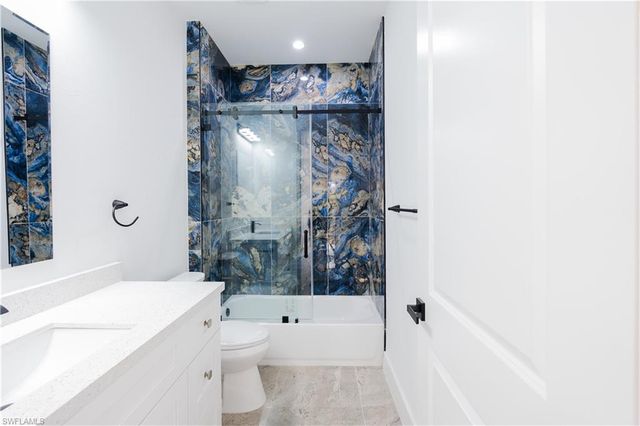 4188 18th AVE NE, Naples, FL 34120