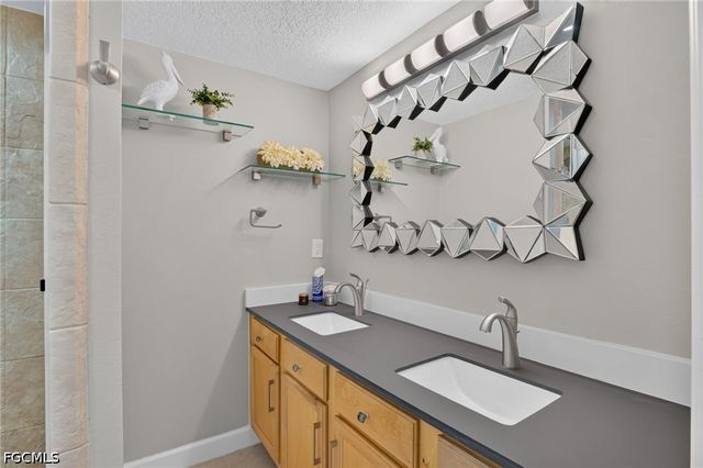 3340 N Key DR 7, North Fort Myers, FL 33903