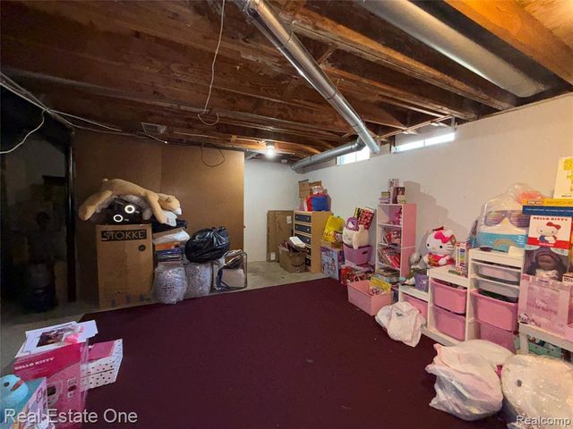 2768 Glenbridge Court, Ann Arbor, MI 48104
