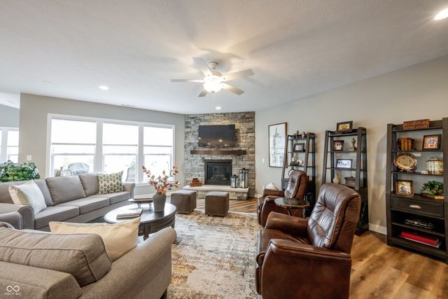 11418 Wicker Lane, Noblesville, IN 46060