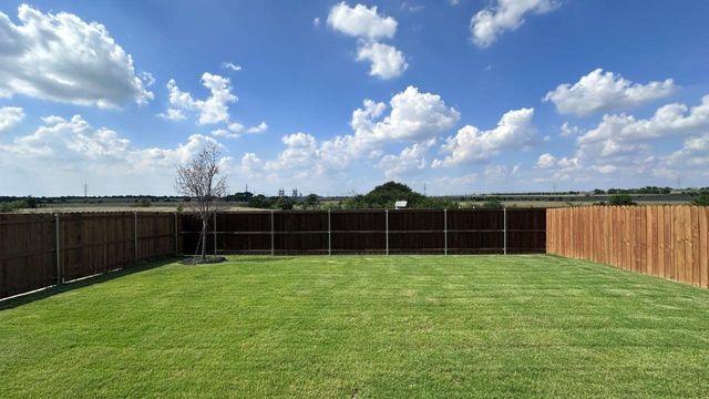 10760 BLOODSTONE Drive, Fort Worth, TX 76036