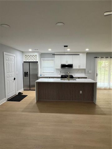 1747 Glenhaven Circle, Decatur, GA 30035