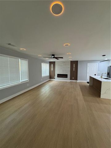 1747 Glenhaven Circle, Decatur, GA 30035