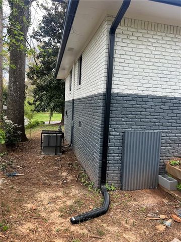 1747 Glenhaven Circle, Decatur, GA 30035