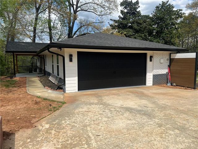 1747 Glenhaven Circle, Decatur, GA 30035