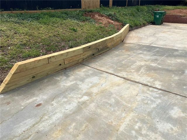 1747 Glenhaven Circle, Decatur, GA 30035