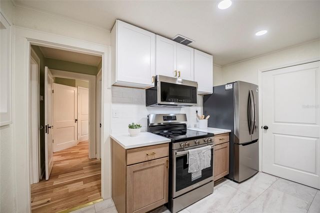 907 E PALMETTO STREET, Lakeland, FL 33801