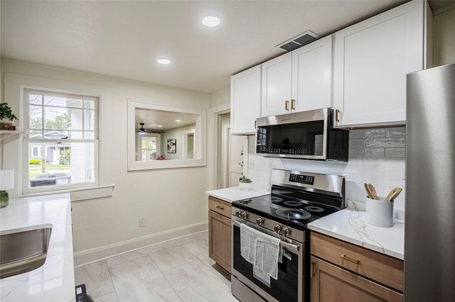 907 E PALMETTO STREET, Lakeland, FL 33801