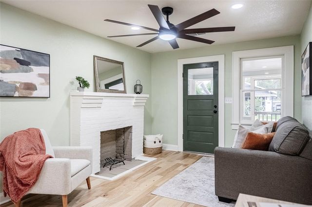 907 E PALMETTO STREET, Lakeland, FL 33801