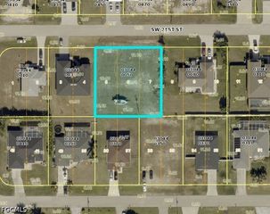 328 SW 21st ST, Cape Coral, FL 33991