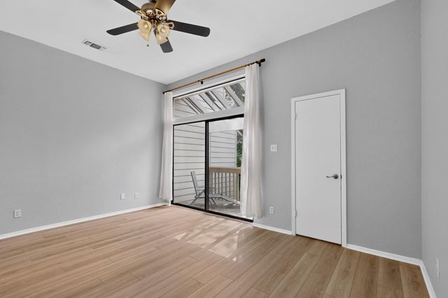 3801 Menchaca RD 25, Austin, TX 78704
