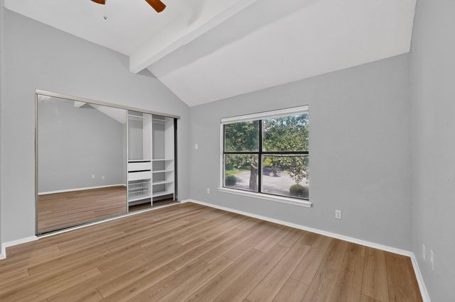 3801 Menchaca RD 25, Austin, TX 78704