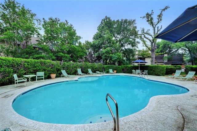 3801 Menchaca RD 25, Austin, TX 78704