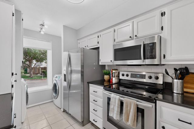 3801 Menchaca RD 25, Austin, TX 78704